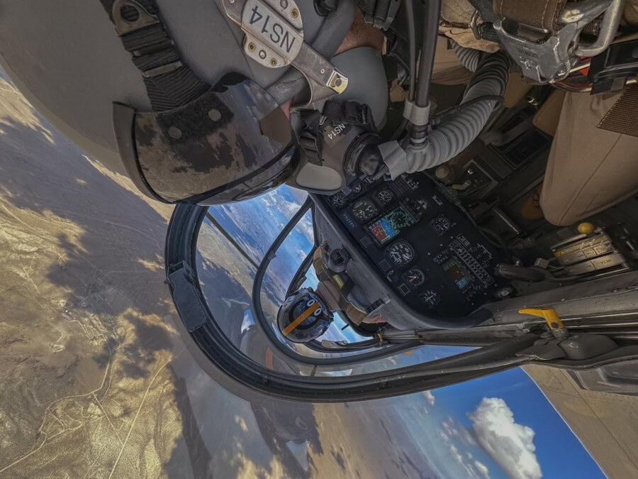 NASA Photographer Honored for Thrilling Inverted In-Flight Image