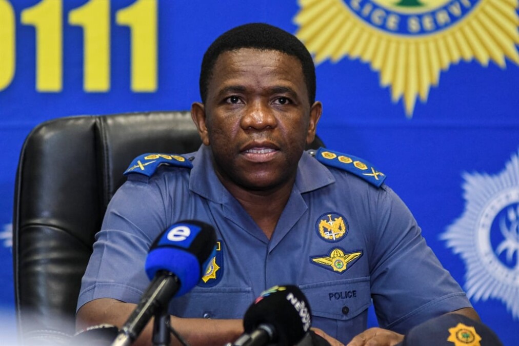 News24 | Cops can no longer be police officers and politicians on the identical time