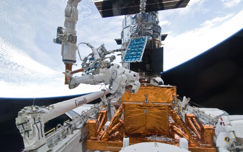 Final Upgrade: Hubble Celebrates the 15th Anniversary of Servicing Mission 4