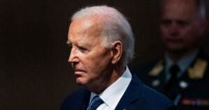 ‘No one involved in the effort thinks he has a path’: Biden insiders say the writing is on the wall