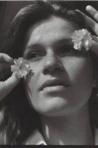 Tamara Kramar Shines On New EP ‘Make It Poetic’