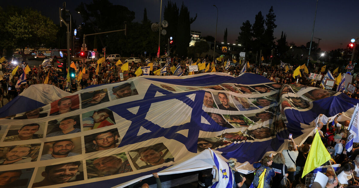 Analysis-Hamas hostage videos silenced Israeli media’s talk of Gaza aid crisis