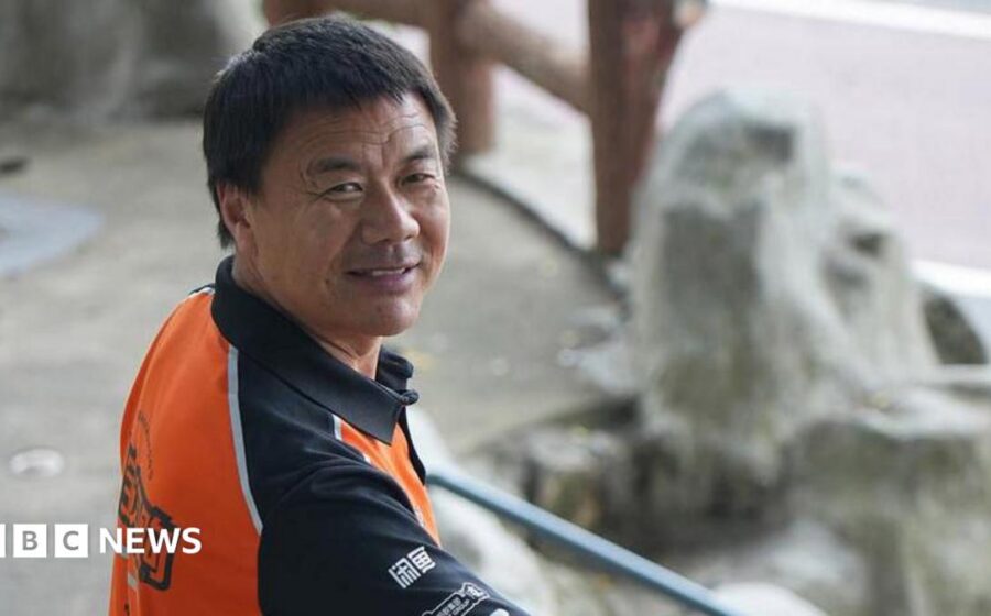 Food delivery rider wins China's top literary prize