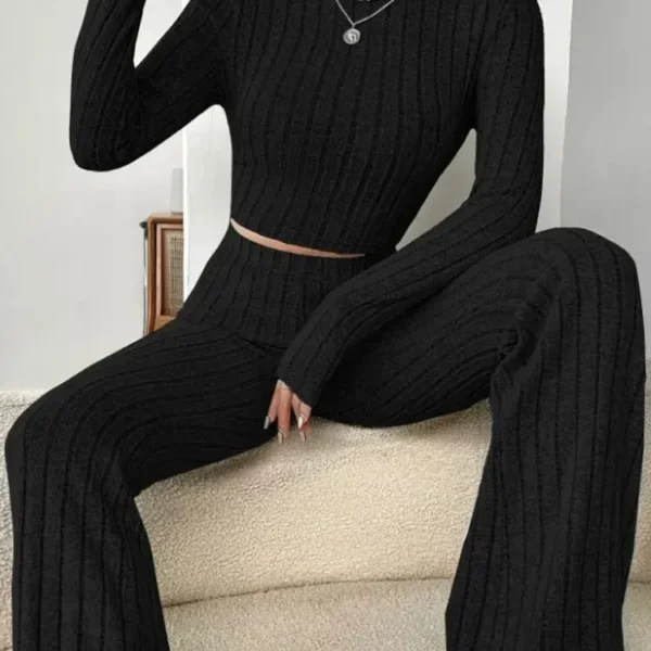 Stand Collar Navel T Shirt And Trumpet Pants.jpg