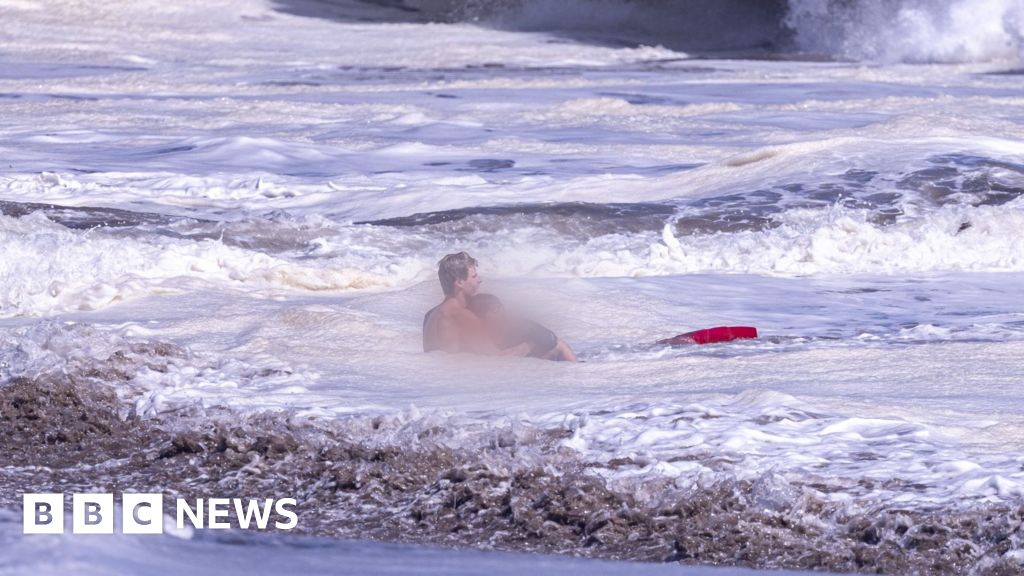Teen Lifeguard’s Courageous Ocean Rescue Captured on Video Inspires Nationwide Praise