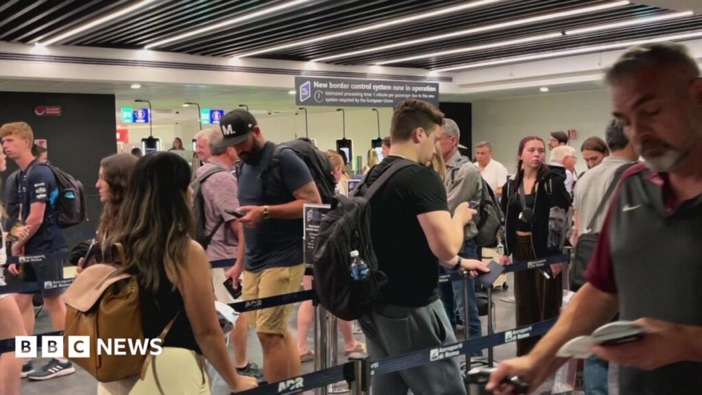 EU’s New Border System Causes Significant Delays at Passport Control: What Travelers Need to Know