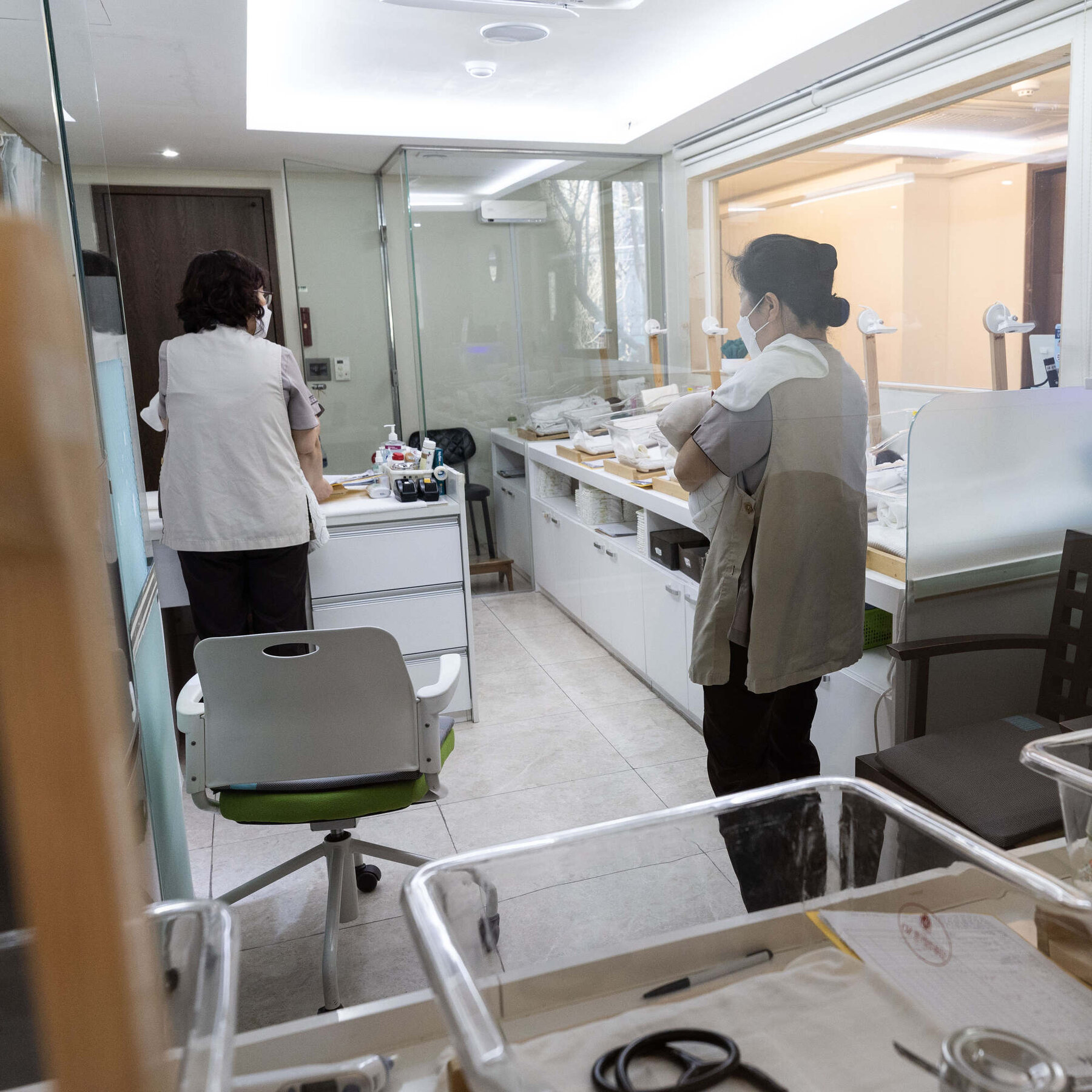 South Korea’s Struggle to Boost Birthrate Amid Critical Shortage of NICU Doctors