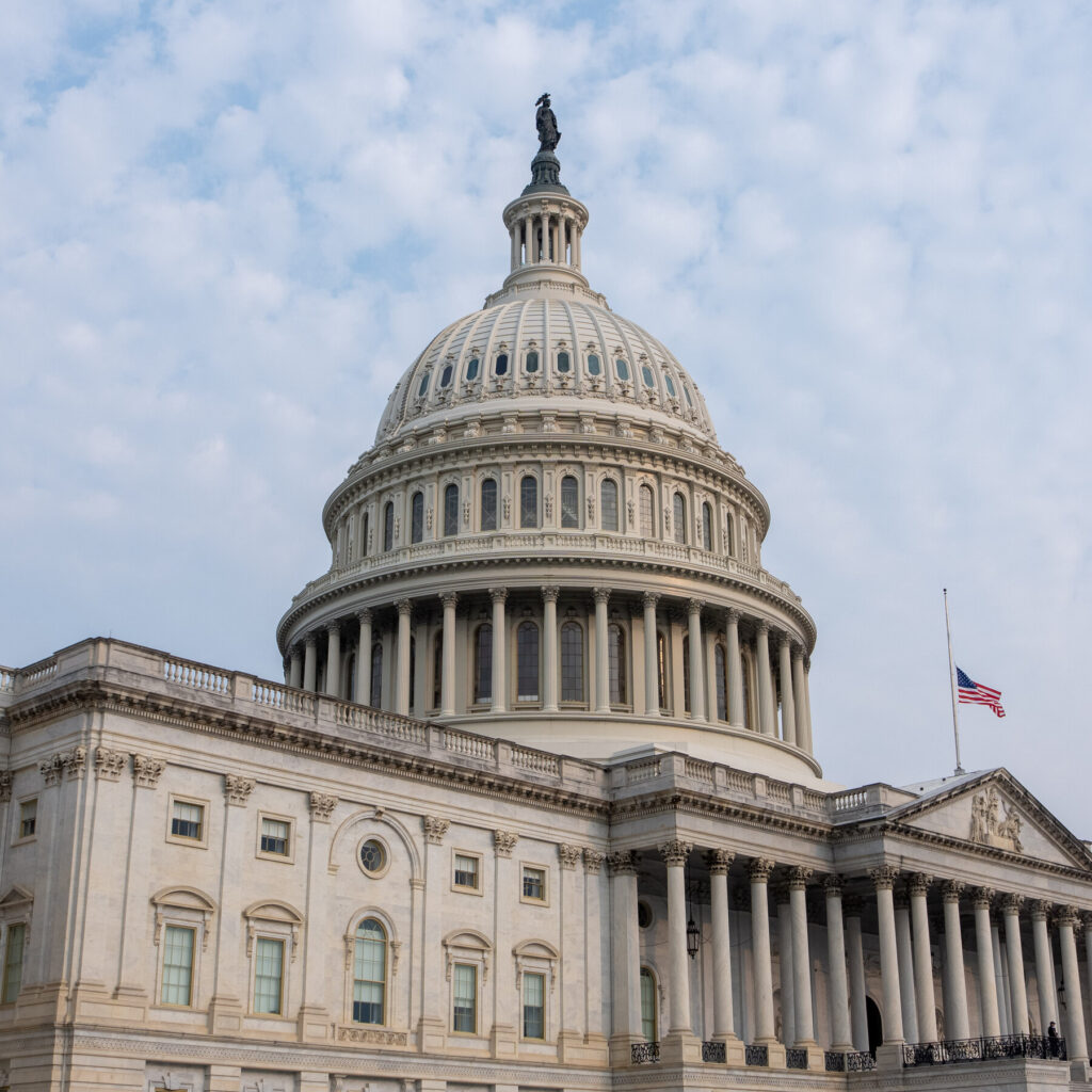 Senate Advances Spending Bill to Prevent Government Shutdown Ahead of Midterms