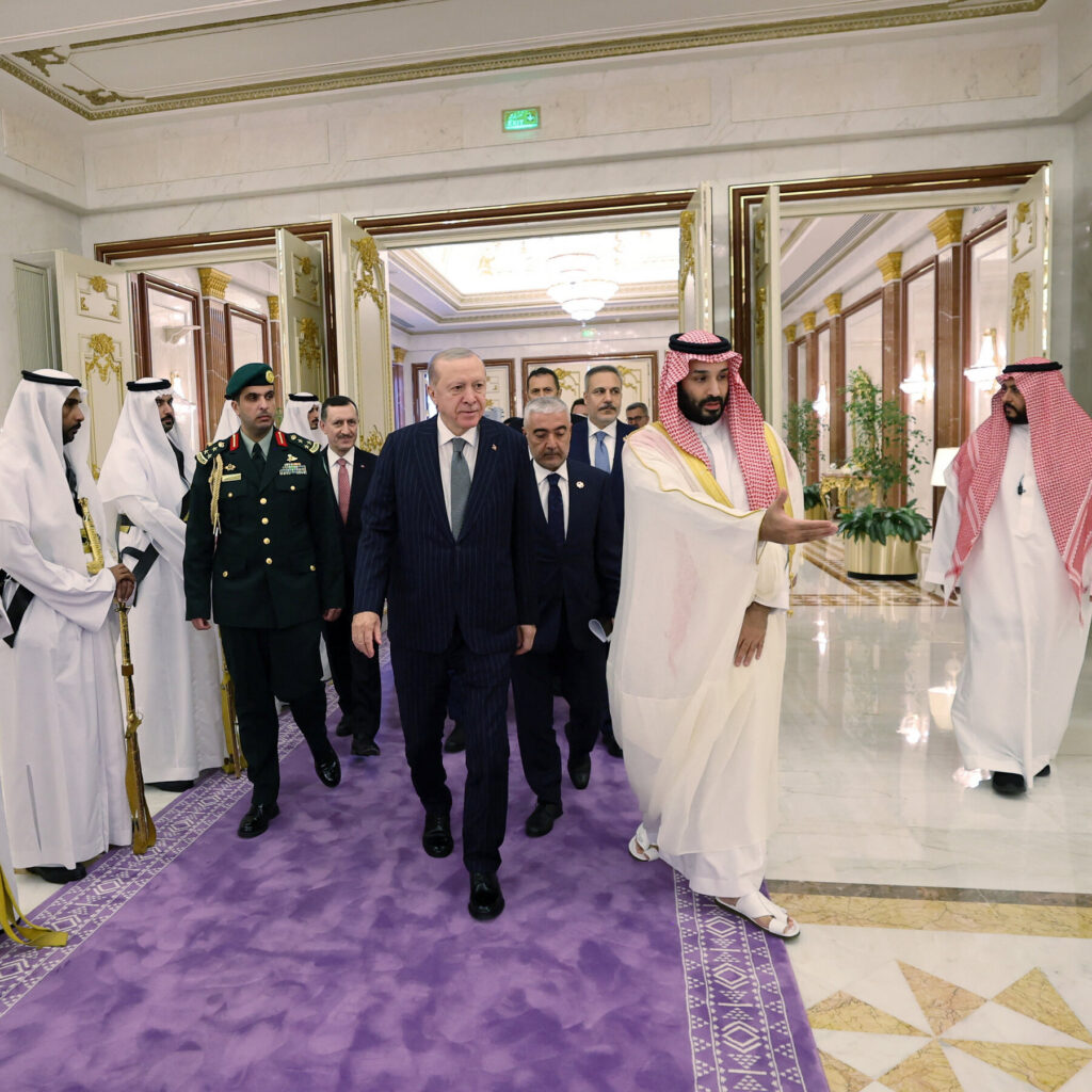Saudi Arabia, Turkey, and Pakistan Forge Strategic Joint Defense Pact Amid Regional Tensions