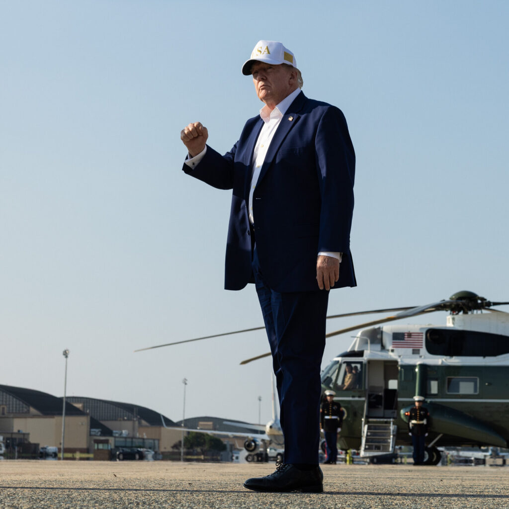 Trump’s Optimistic Stance on AI and Data Centers Amid Growing Public Concern