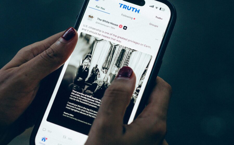 Legal Challenge Emerges Over Trump’s Plan to Monetize Early Access to Truth Social Posts