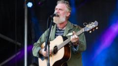 Remembering Glen Hansard: Ireland Mourns a Beloved Music Icon at Public Wake