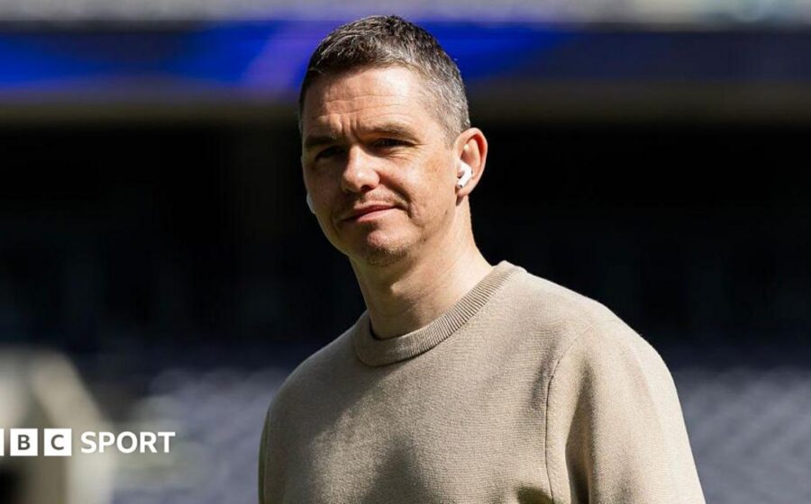 Man Utd boss Skinner leaves role before WSL season