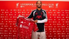 Liverpool Secures Bradley Barcola from PSG in Record £123m Transfer